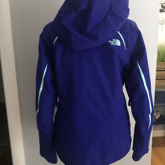 The North Face winter jacket - Picture 4 of 9